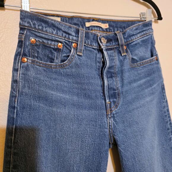 Levi's Wedgie Straight Jeans W26 L28 Medium Wash High Rise Denim Classic - Picture 2 of 9